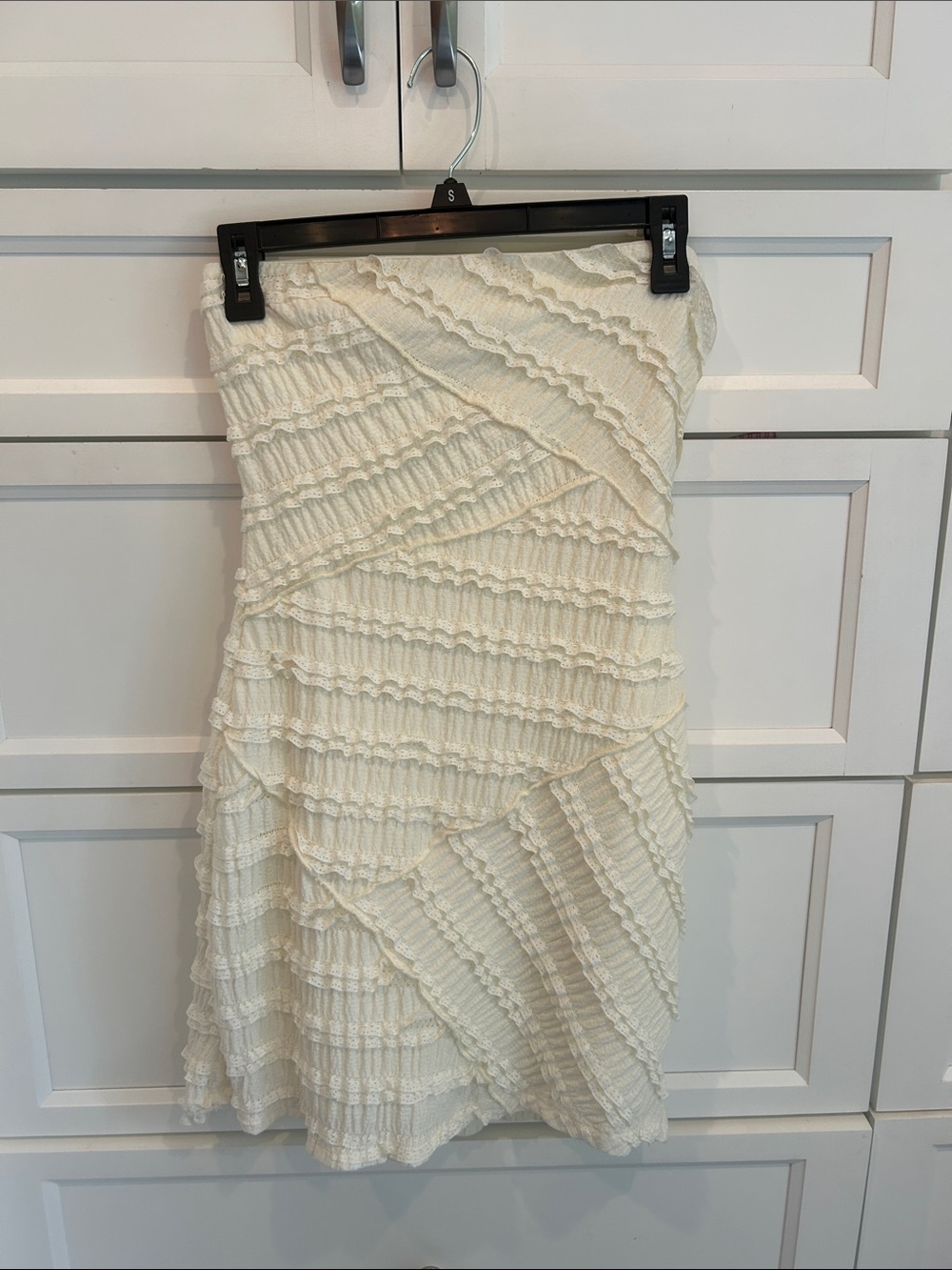 Altar’d State Cream Lace Mini Strapless Dress